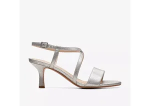 Clarks Amali Buckle Silver | Women Women's Sandal