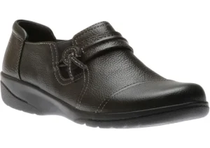 Clarks Cheyn Madi Black Leather Slip-On | Women Women's Casual