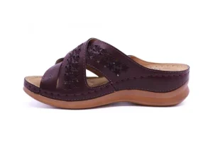 Stefannia Italy Slide Wine | Women Women's Slide